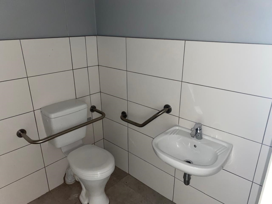 To Let commercial Property for Rent in Stikland Western Cape